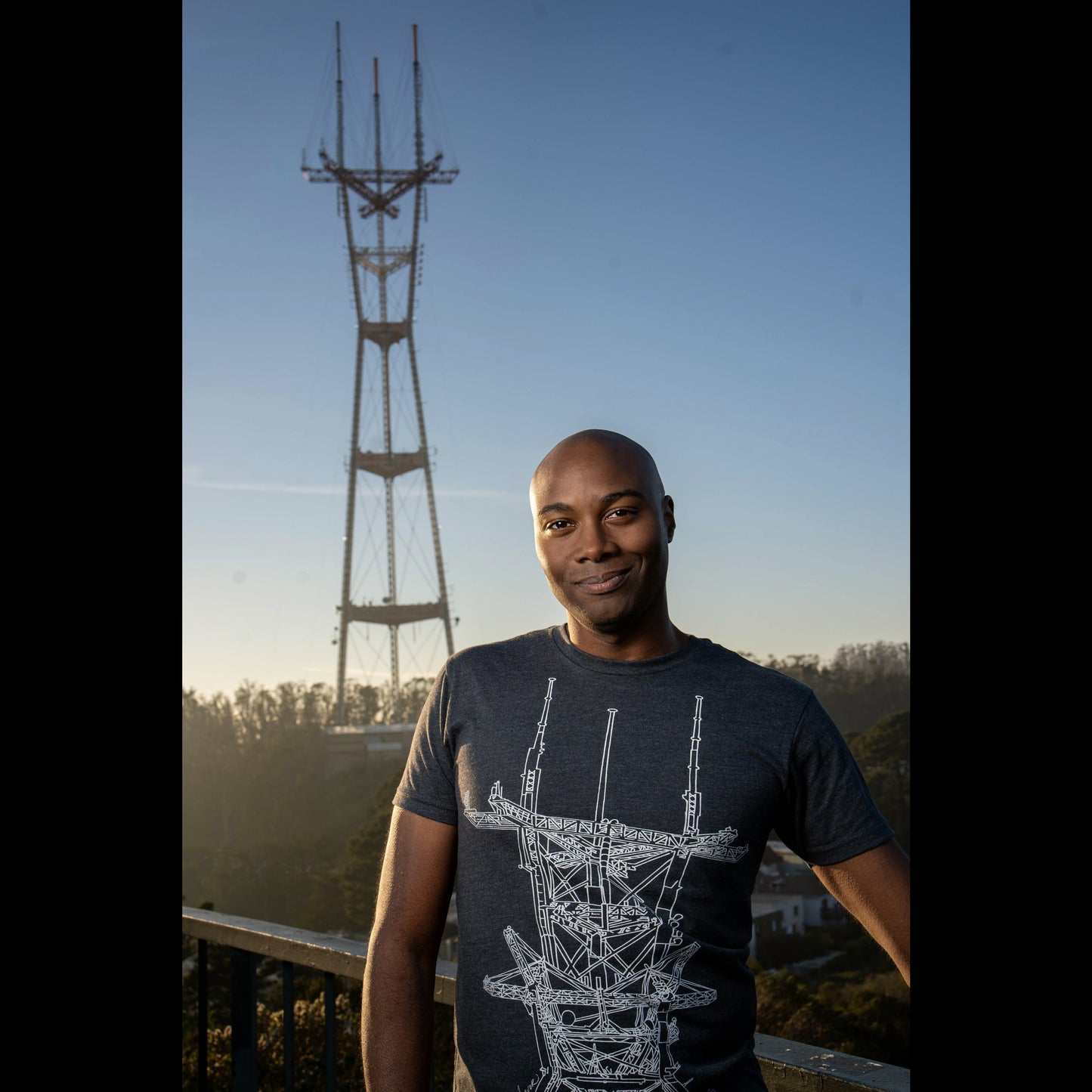 Sutro Tower t-shirt traditional San Francisco SF Radio Tower
